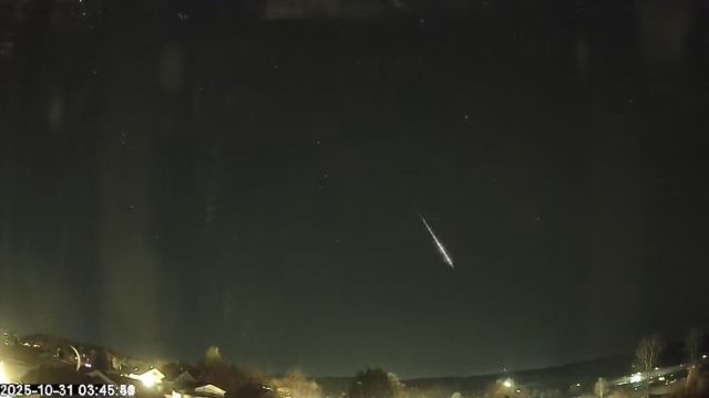 AMS176 meteor