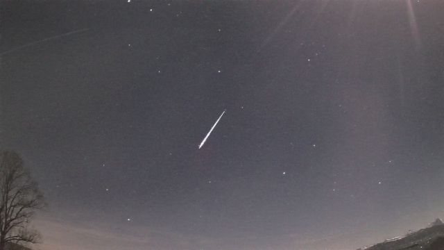 AMS202 meteor