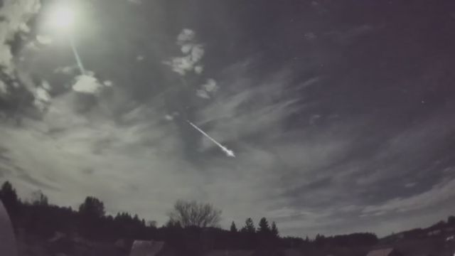 AMS202 meteor