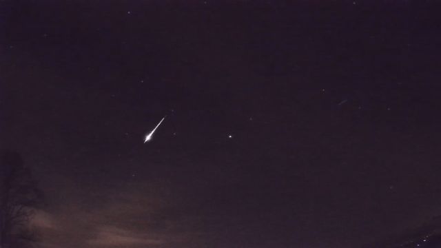 AMS202 meteor
