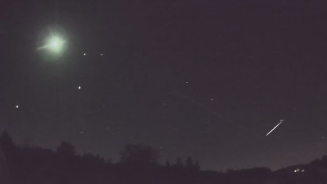 AMS202 meteor