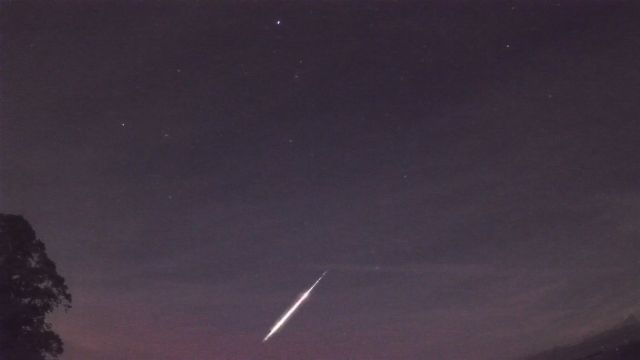 AMS202 meteor
