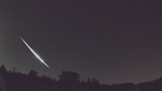 AMS202 meteor