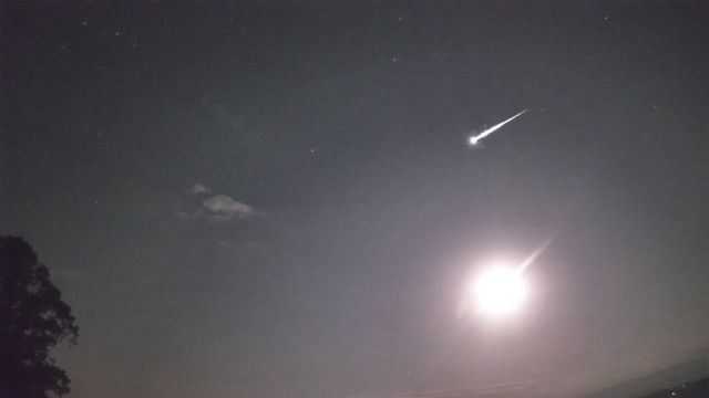AMS202 meteor