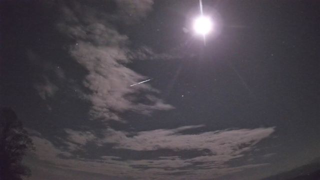 AMS202 meteor
