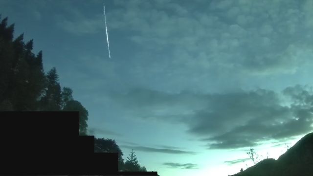 AMS203 meteor