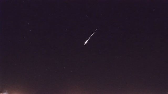 AMS205 meteor
