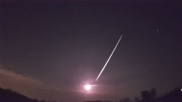 AMS206 meteor