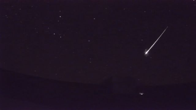 AMS210 meteor