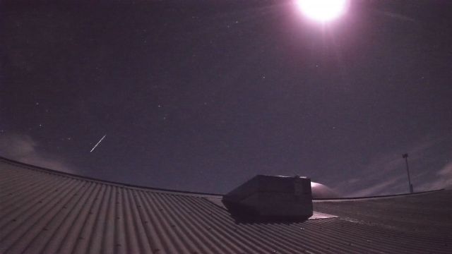 AMS210 meteor