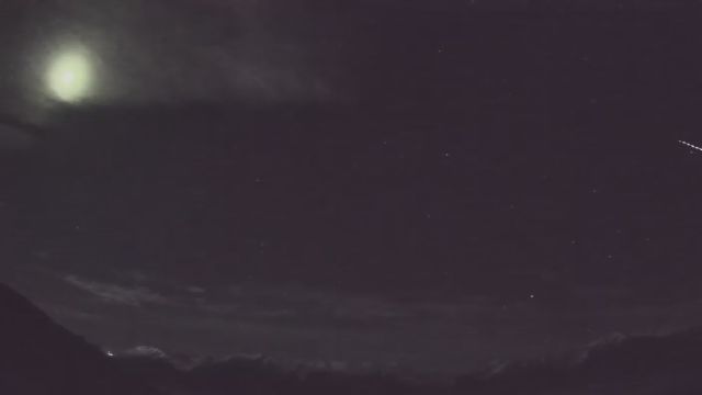 AMS210 meteor