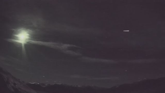 AMS210 meteor
