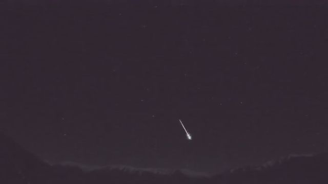 AMS210 meteor