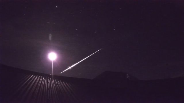 AMS210 meteor