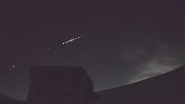 AMS210 meteor