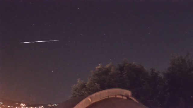 AMS211 meteor