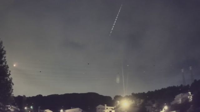 AMS211 meteor