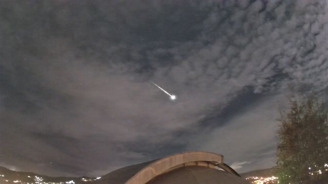 AMS211 meteor