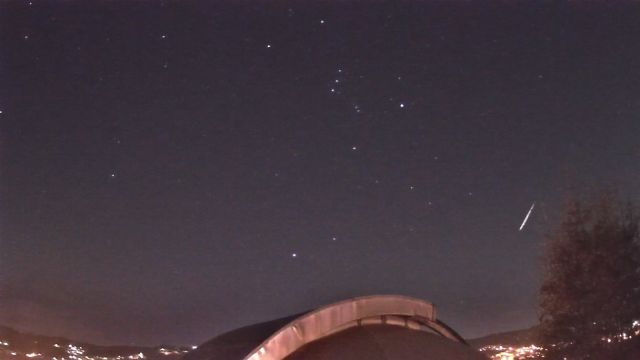 AMS211 meteor