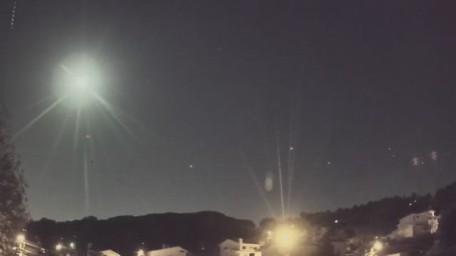 AMS211 meteor