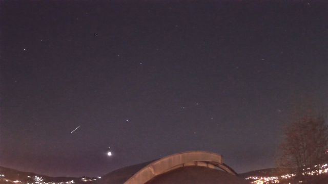 AMS211 meteor