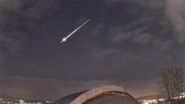 AMS211 meteor