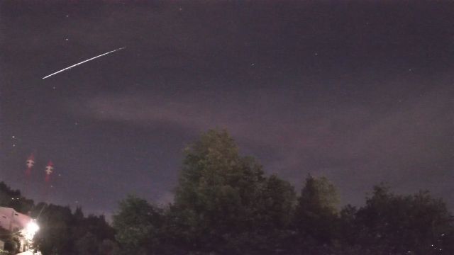 AMS211 meteor