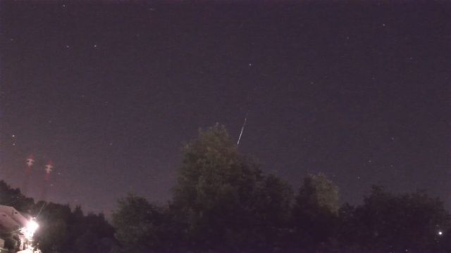 AMS211 meteor