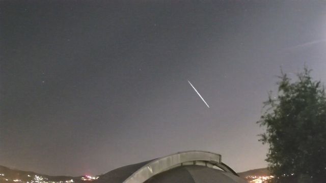 AMS211 meteor