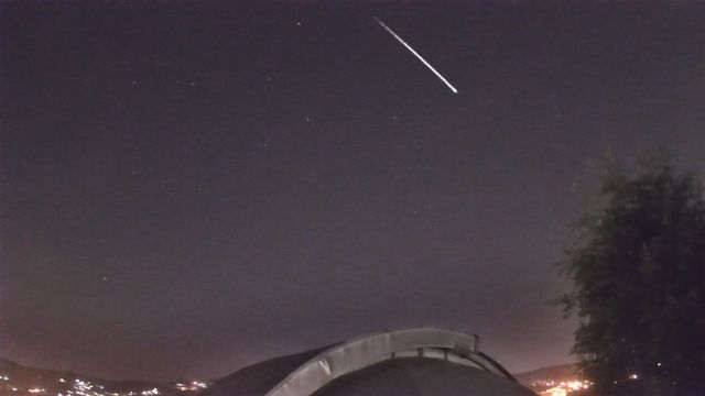 AMS211 meteor