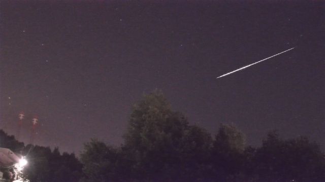 AMS211 meteor