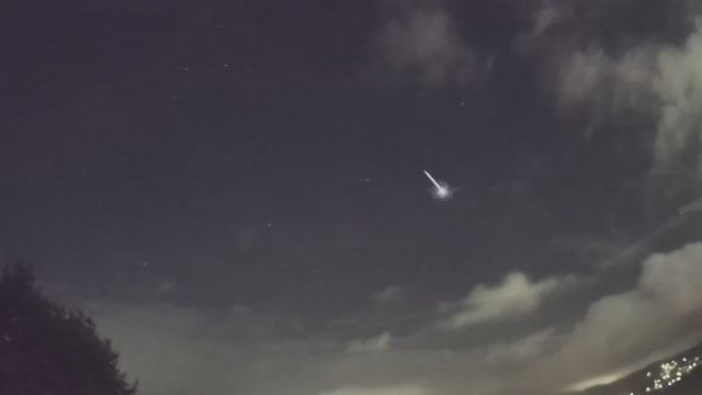 AMS211 meteor