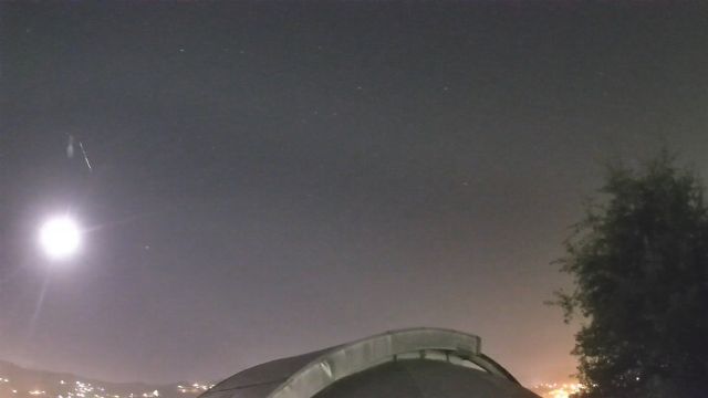AMS211 meteor