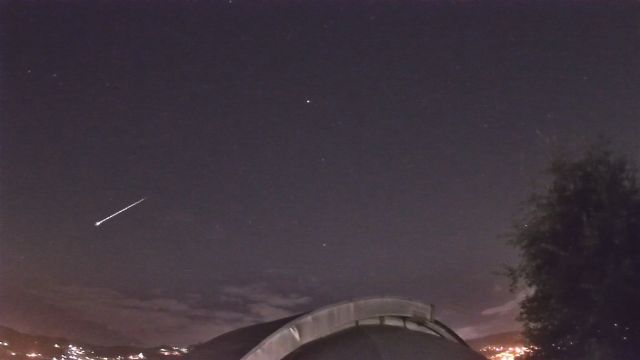 AMS211 meteor