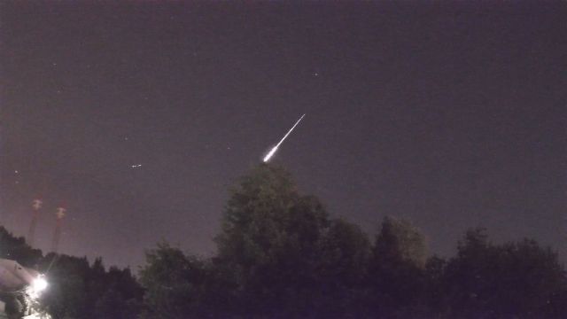 AMS211 meteor