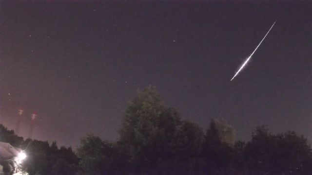 AMS211 meteor
