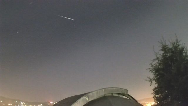 AMS211 meteor