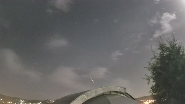 AMS211 meteor