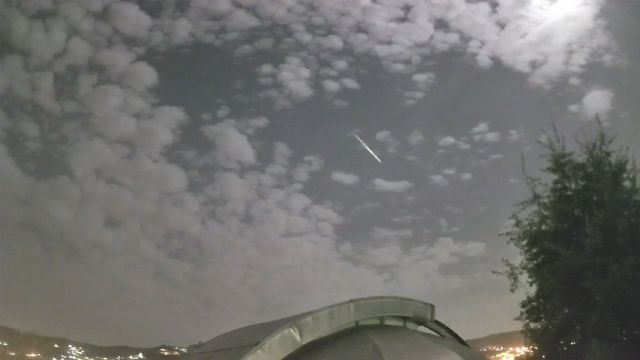 AMS211 meteor