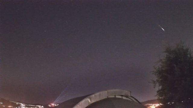 AMS211 meteor