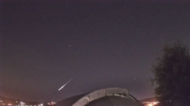 AMS211 meteor