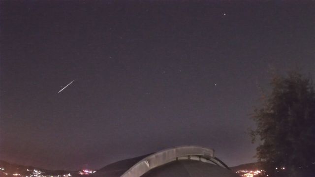 AMS211 meteor