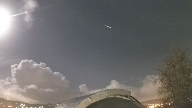 AMS211 meteor