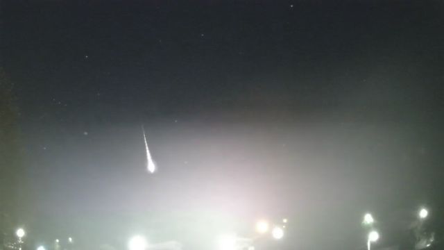 AMS211 meteor
