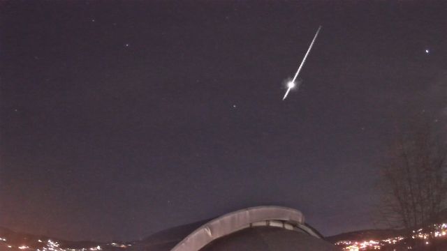 AMS211 meteor
