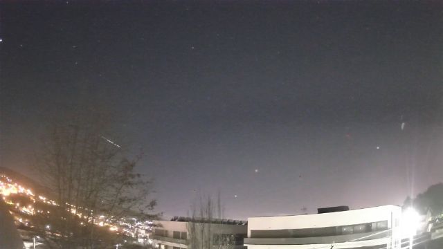 AMS211 meteor