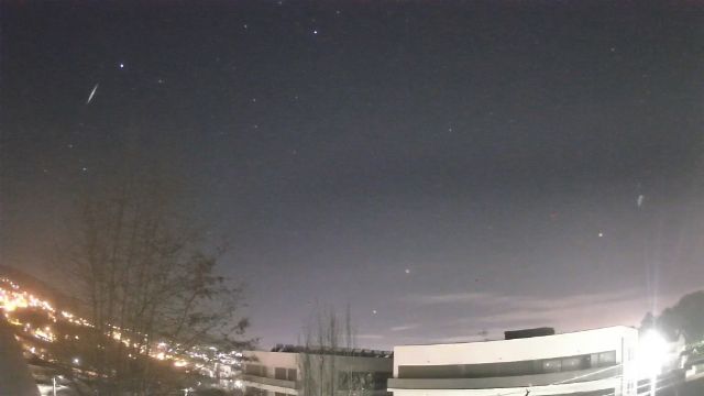 AMS211 meteor