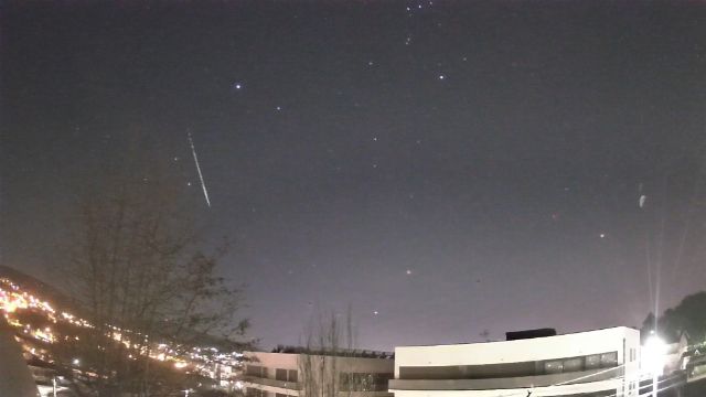 AMS211 meteor