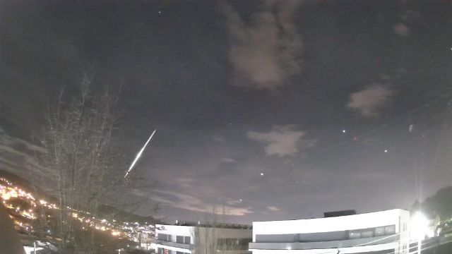 AMS211 meteor