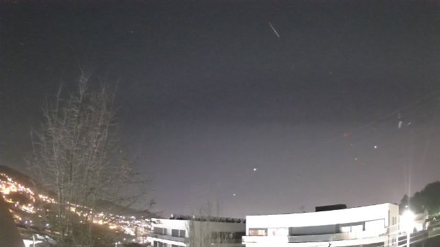 AMS211 meteor